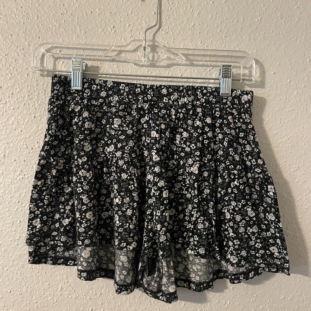 Black and White Floral Soft Shorts Full Tilt by Tillys